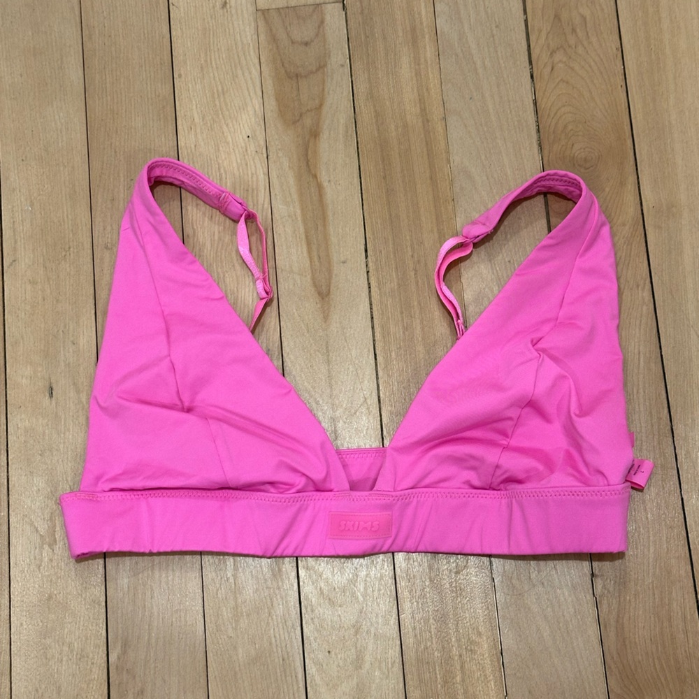 SKIMS swim pink plunge v bikini top